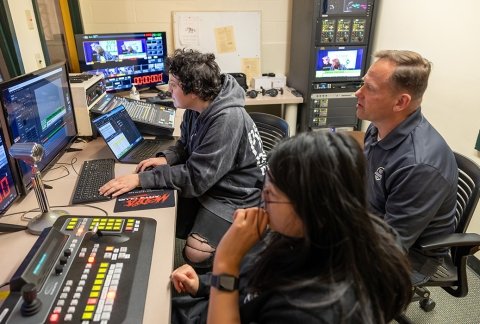 Broadcasting students in the studio